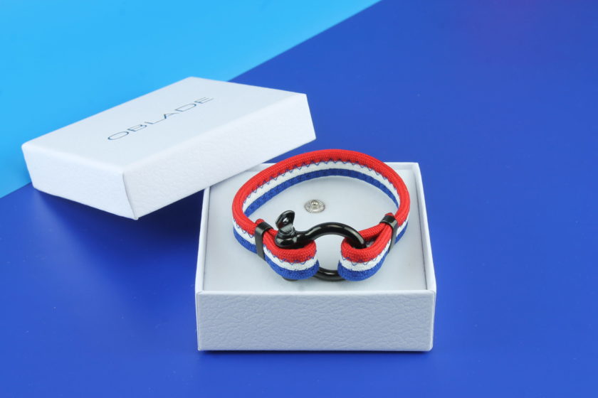 Bracelet bleu blanc rouge avec fermoir manille en acier inoxydable noir