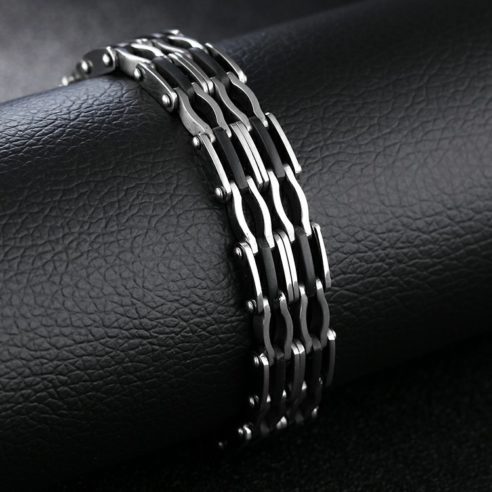 Bracelet en acier inoxydable argent et noir avec maillons plats et ondulés