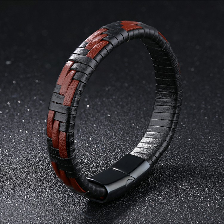 Bracelet en cuir tressé noir et marron et fermoir en acier inoxydable