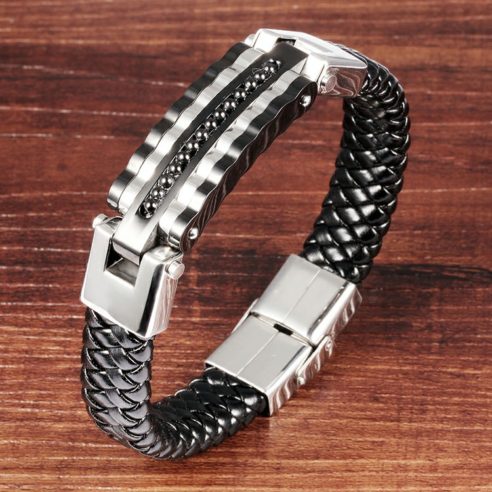 Bracelet en cuir synthétique noir tressé et plaque en acier inoxydable