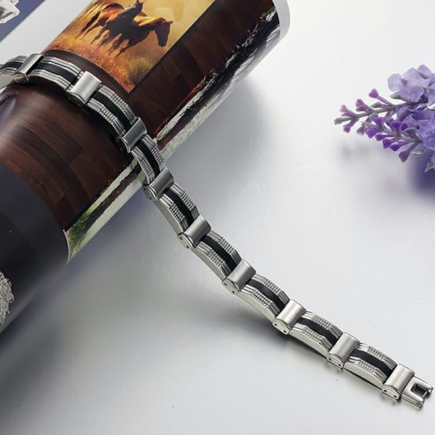 Bracelet en acier inoxydable avec silicone