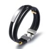 Bracelet en cuir noir avec fine plaque en acier inoxydable