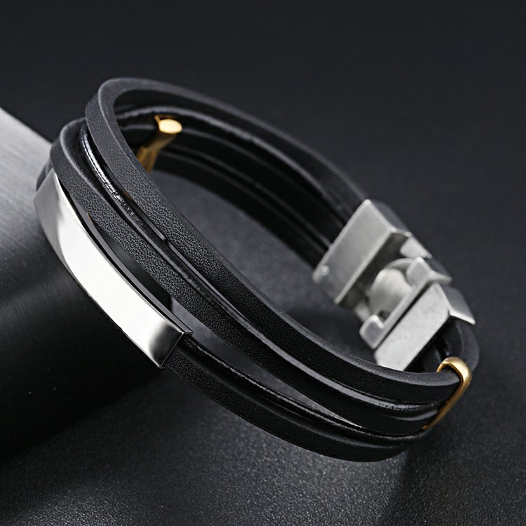 Bracelet en cuir noir avec fine plaque en acier inoxydable