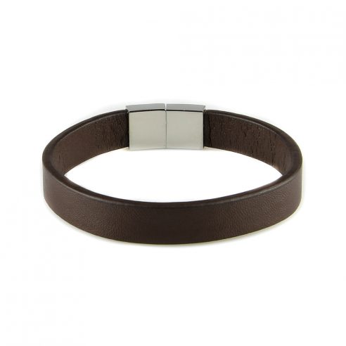 Bracelet en cuir lisse marron pour homme.