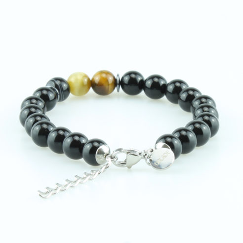 Bracelet pour homme composé de perles d'onyx noir brillantes, de perles œil de tigre et d'une perle d'agate rayée.