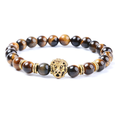 Bracelet pour homme composé d'une élégante tête de lion couleur or et de perles œil de tigre naturelles.