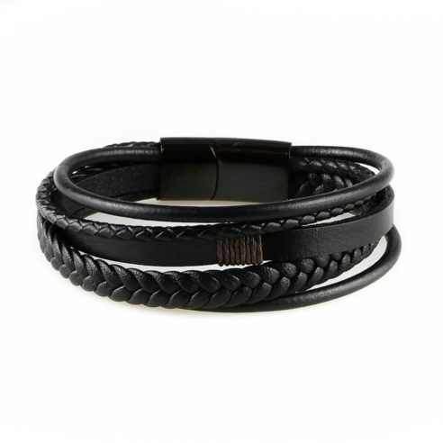 Bracelet pour homme composé de lanières de cuir noir lisse et tressé.