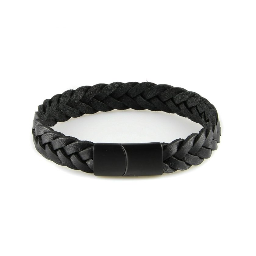 Bracelet pour homme en cuir noir tressé.