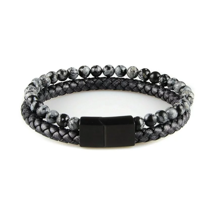 Bracelet pour homme composé d'une lanière de cuir tressé noir et de pierres d'obsidienne flocon de neige naturelles.