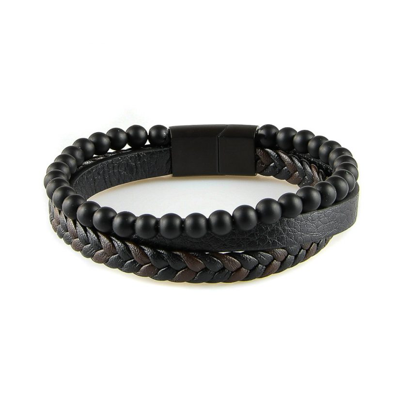 Bracelet pour homme composé d'une lanière de cuir tressé noir et marron, d'une lanière de cuir lisse noir et de pierres d'onyx noir.