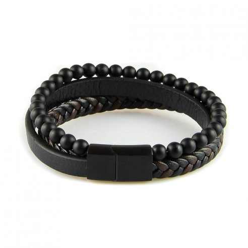 Bracelet pour homme composé d'une lanière de cuir tressé noir et marron, d'une lanière de cuir lisse noir et de pierres d'onyx noir.