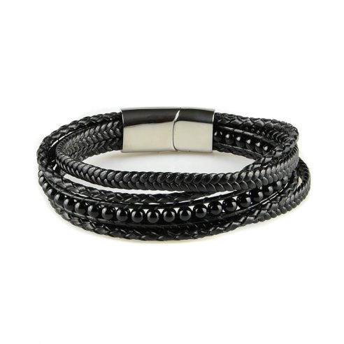 Bracelet pour homme composé de plusieurs lanières de cuir noir lisse et tressé, et de pierres d'onyx.