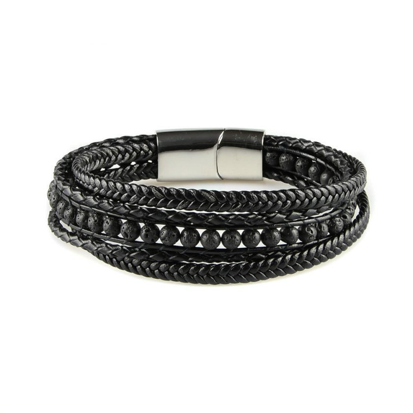 Bracelet pour homme composé de plusieurs lanières de cuir noir lisse et tressé, et de pierres de lave.
