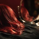 Cheveux rouge cerise : nuance selon base et teint