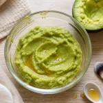 Masque pour le visage maison avocat et miel pour le visage